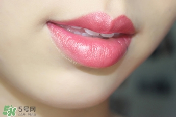 倩丽口红试色_倩丽口红怎么样